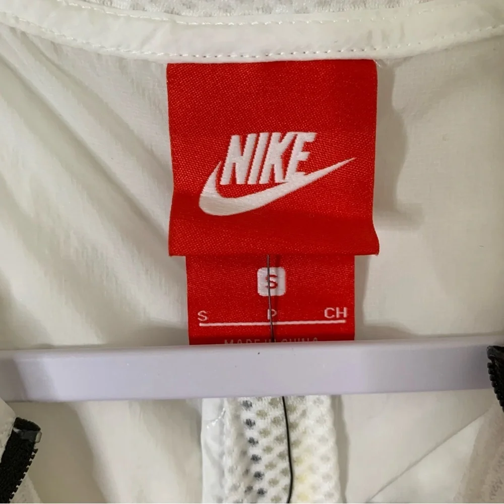 Nike Sportswear Tech Hypermesh Sleeveless Hooded Women's Vest white S NWT - Picture 8 of 13